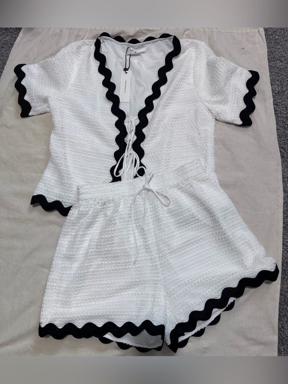 NWT-Commense White Smocked Waist Two-Piece Set-Medium